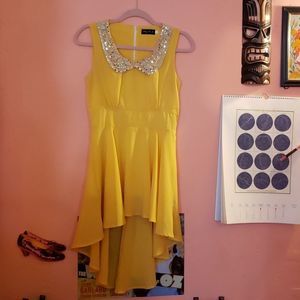 Adorable yellow kawaii dress shirt belle